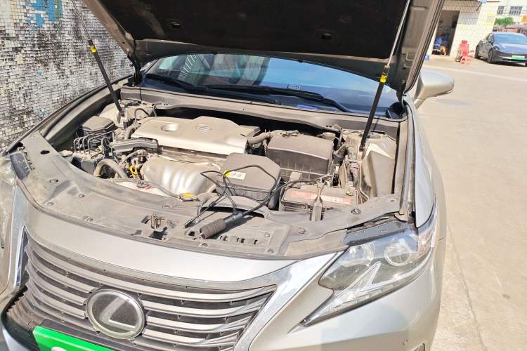 Used Lexus ES 2015 250 Elegant Edition Engine Bay Left