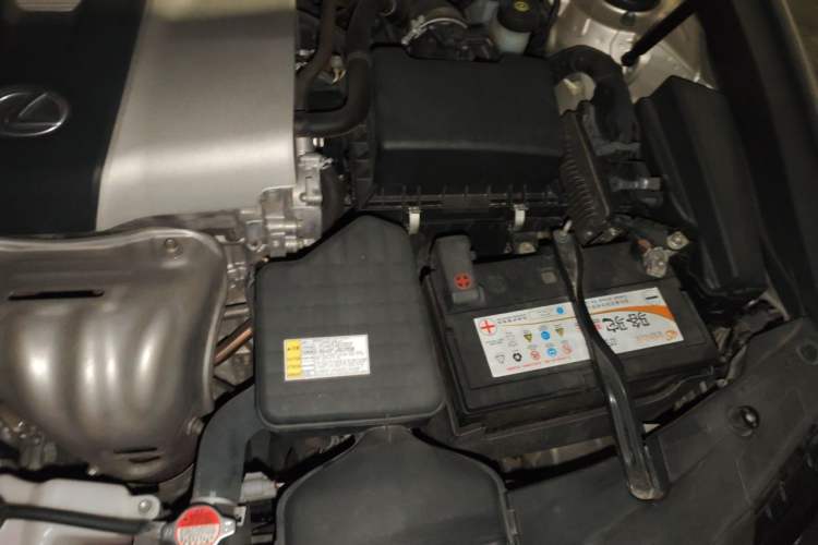 Used Lexus ES 2015 200 Elite Edition Engine Bay Left
