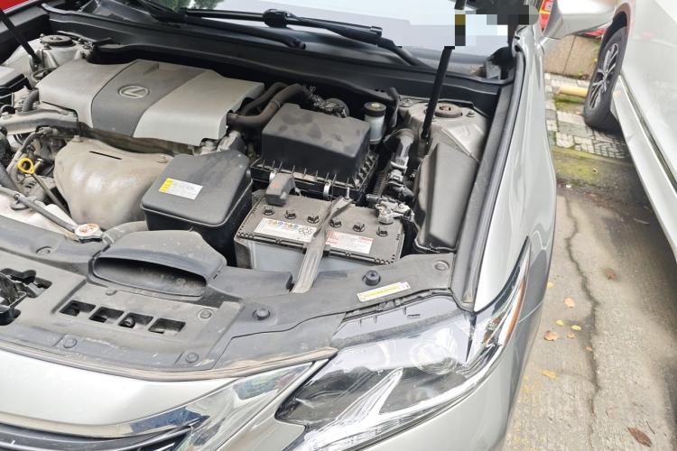 Used Lexus ES 2015 200 Comfort Edition Engine Bay Left