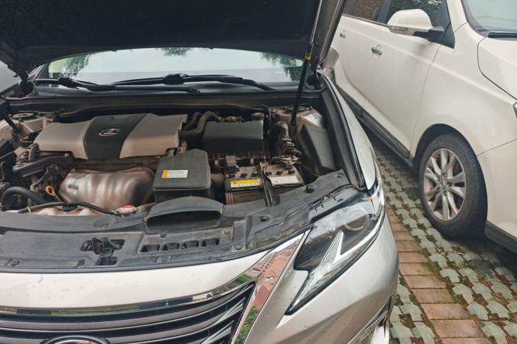 Used Lexus ES 2015 200 Comfort Edition Engine Bay Left