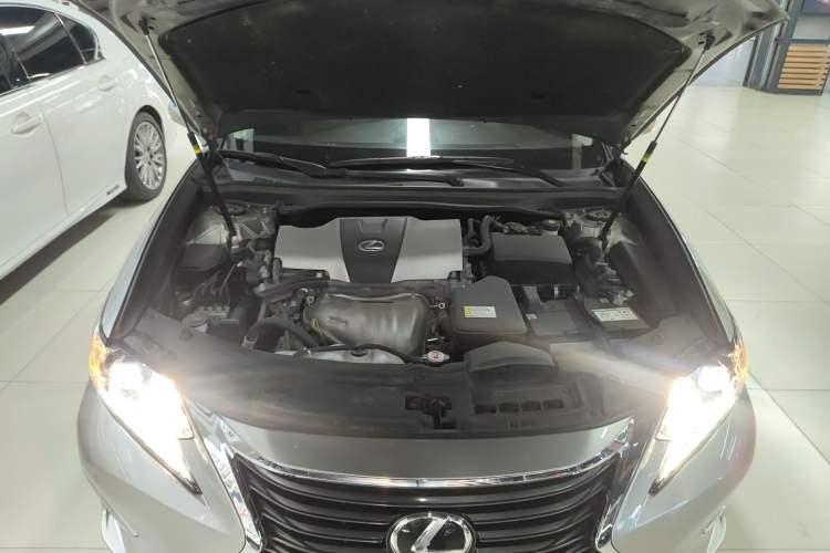 Used Lexus ES 2015 200 Elite Edition Engine Bay