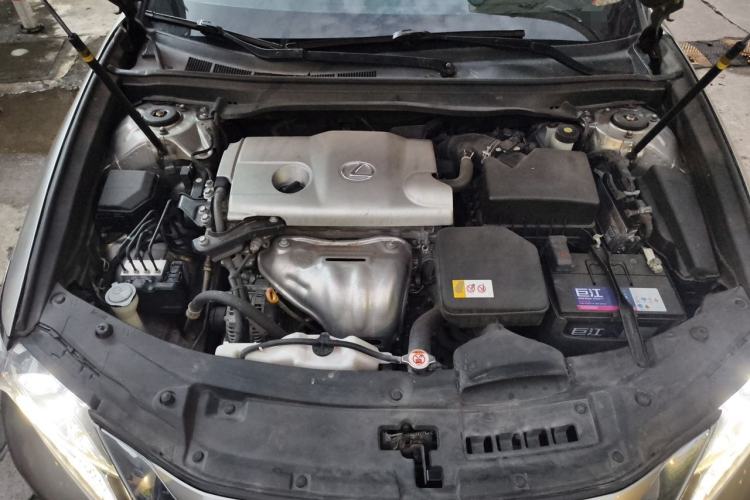 Used Lexus ES 2015 250 Elegant Edition Engine Bay