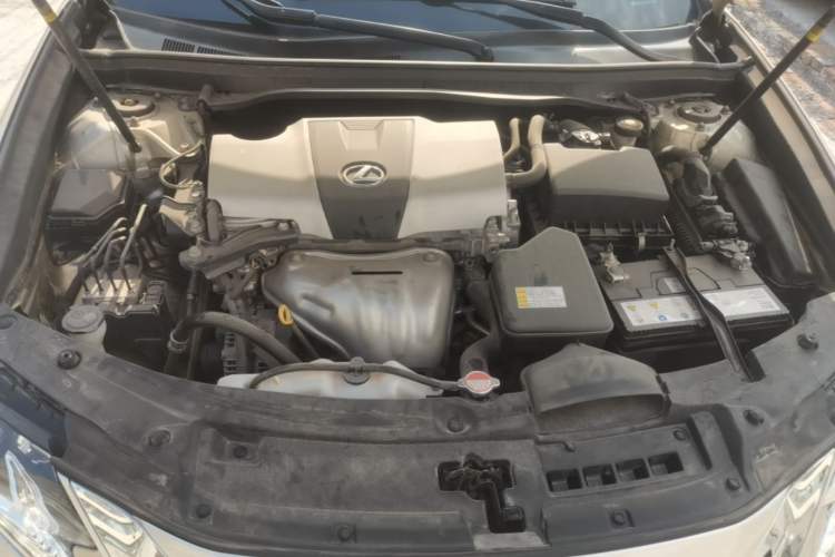 Used Lexus ES 2015 200 Elite Edition Engine Bay