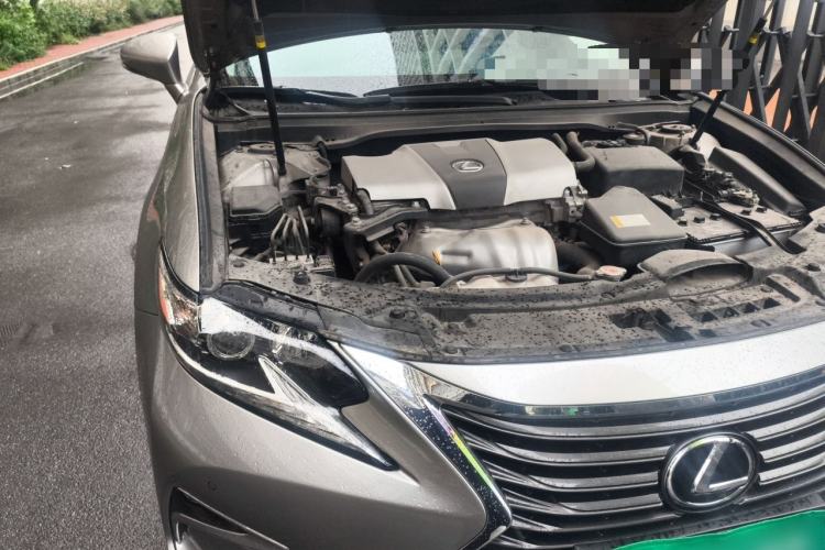 Used Lexus ES 2015 200 Elite Edition Engine Bay Right