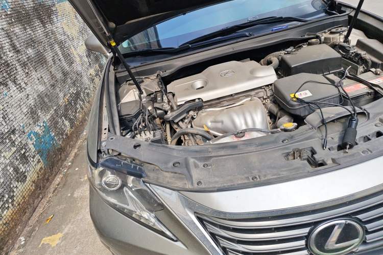 Used Lexus ES 2015 250 Elegant Edition Engine Bay Right
