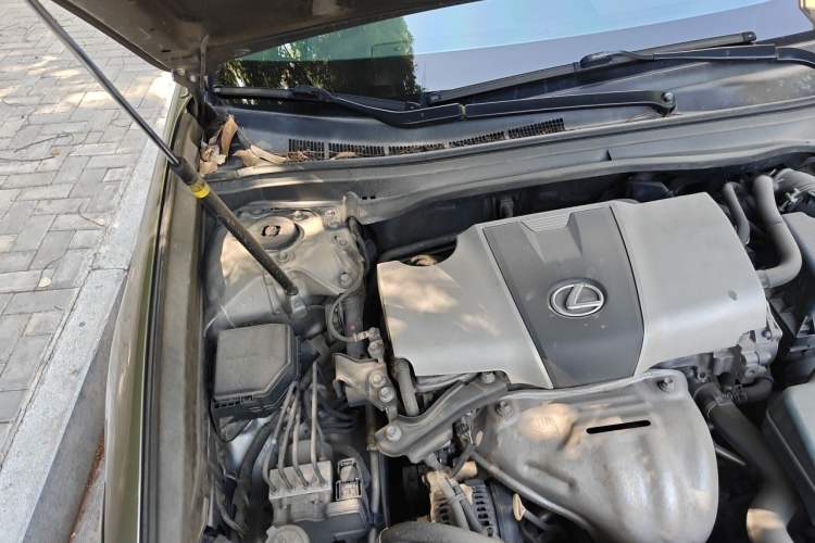 Used Lexus ES 2015 200 Comfort Edition Engine Bay Right