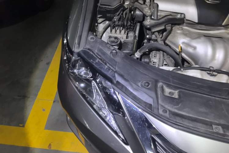 Used Lexus ES 2015 200 Elite Edition Engine Bay Right