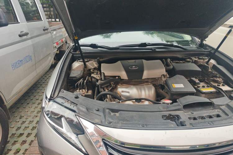 Used Lexus ES 2015 200 Comfort Edition Engine Bay Right