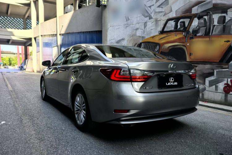 Used Lexus ES 2015 250 Elegant Edition Exterior 6