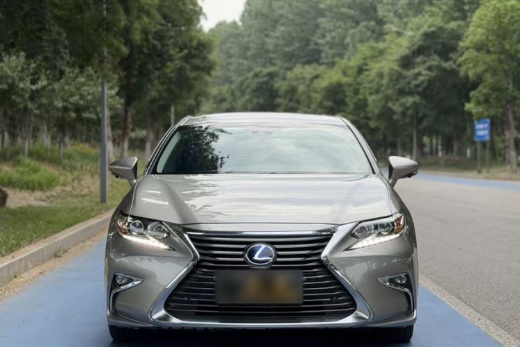 Used Lexus ES 2015 300h Comfort Edition Exterior 7