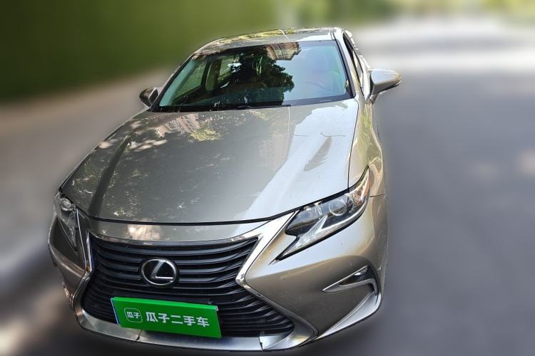 Used Lexus ES 2015 200 Comfort Edition Front