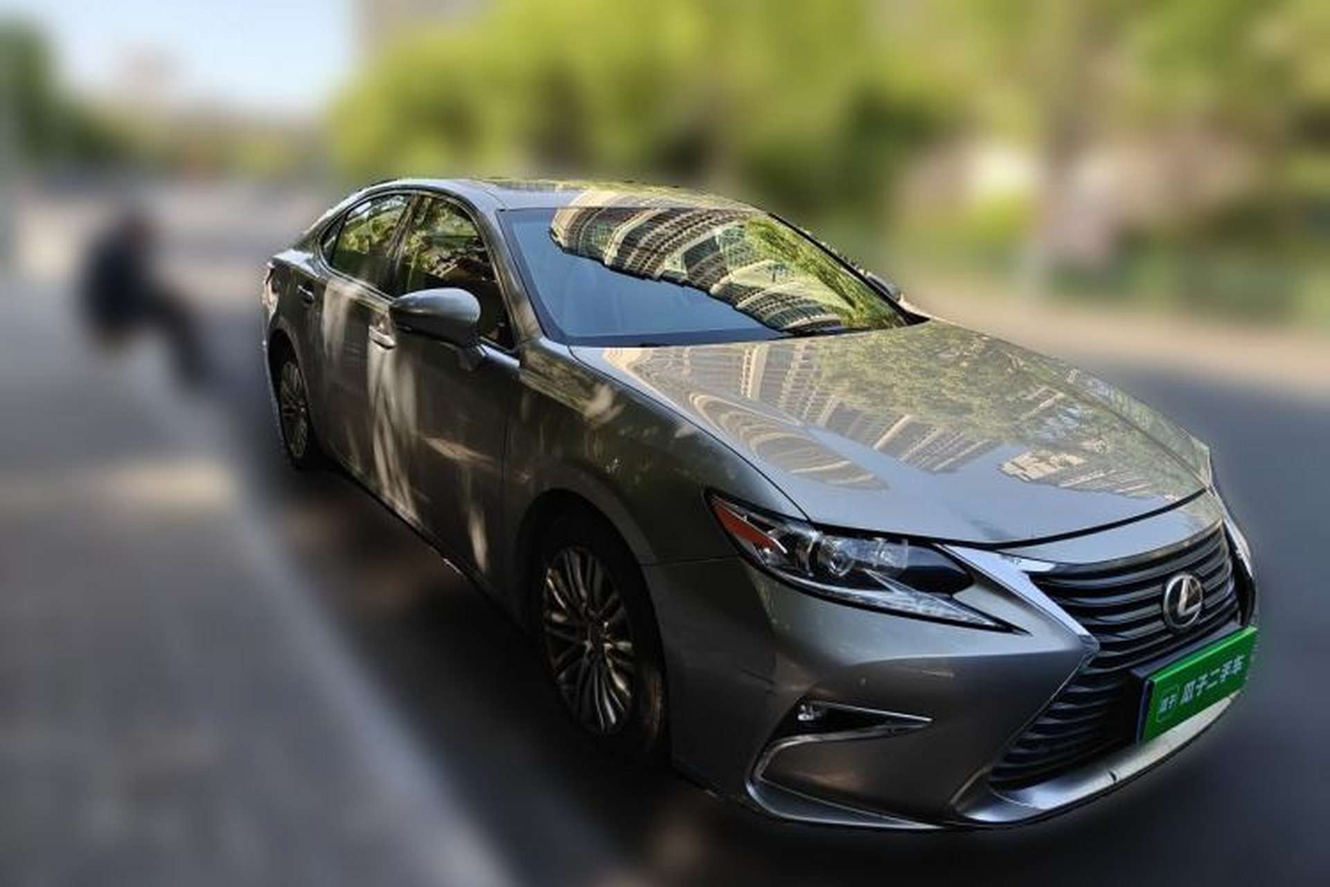 Used Lexus ES 2015 200 Comfort Edition Front Right 45 Deg