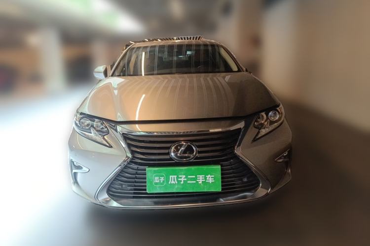 Used Lexus ES 2015 200 Comfort Edition Front