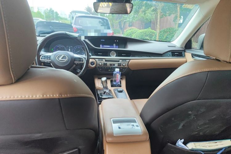 Used Lexus ES 2015 300h Comfort Edition Headliner