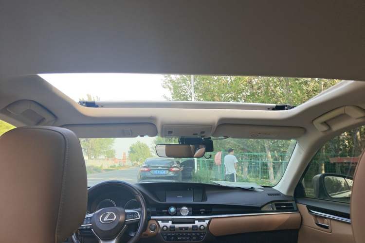 Used Lexus ES 2015 200 Elite Edition Headliner