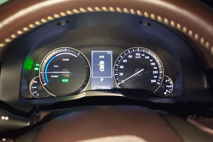 Used Lexus ES 2015 300h Comfort Edition Instrument Cluster