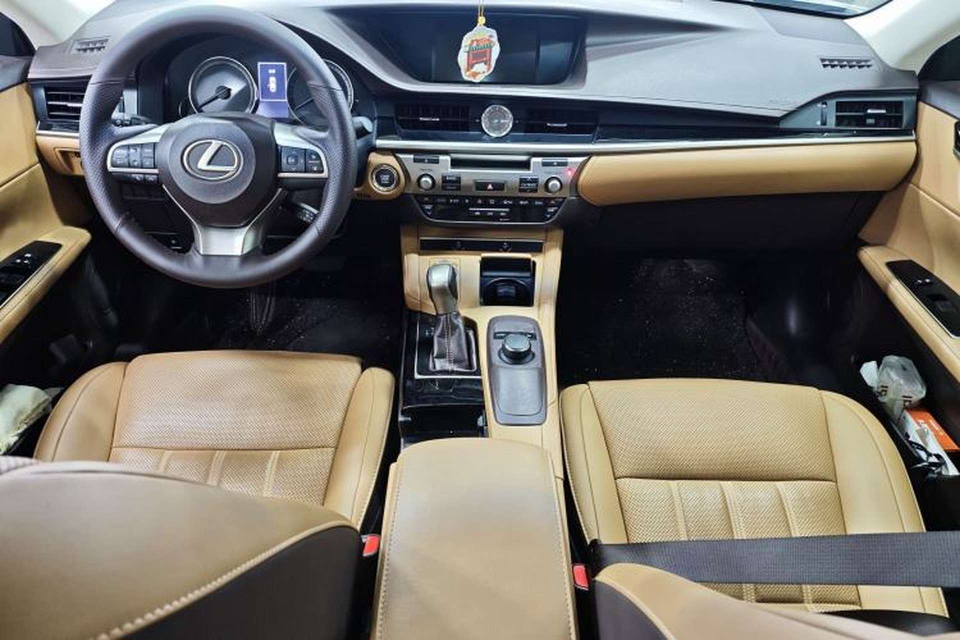 Used Lexus ES 2015 200 Elite Edition Interior 1