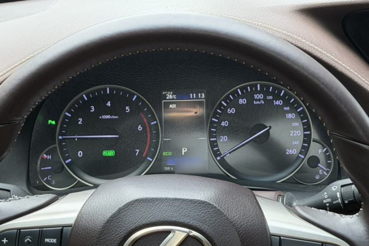 Used Lexus ES 2015 300h Comfort Edition Interior 3