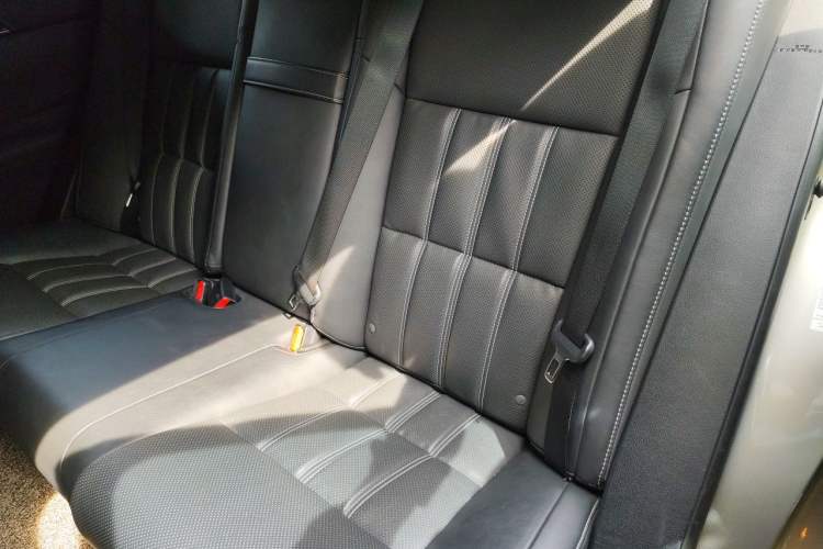 Used Lexus ES 2015 200 Elite Edition Interior 4