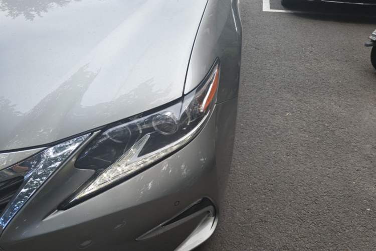 Used Lexus ES 2015 300h Luxury Edition Left Front Headlight