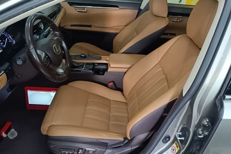Used Lexus ES 2015 200 Elite Edition Left Front Seat