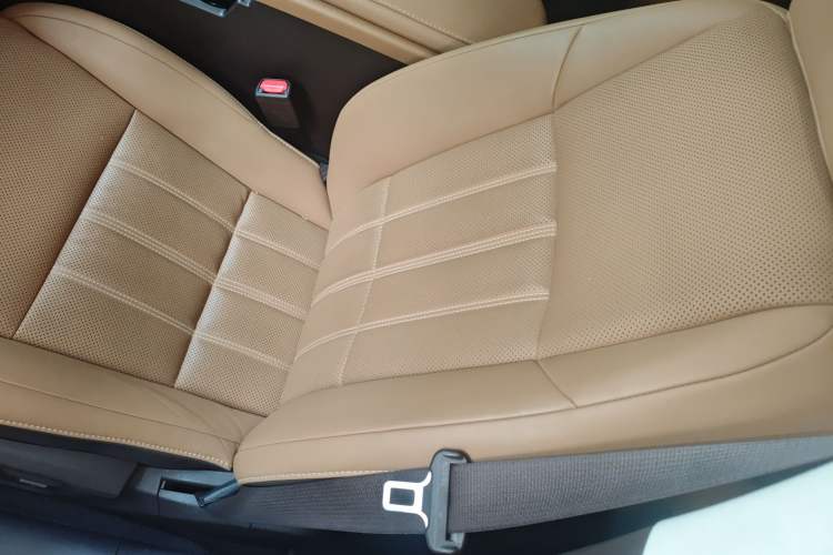 Used Lexus ES 2015 200 Elite Edition Left Front Seat