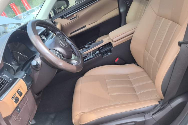 Used Lexus ES 2015 200 Elite Edition Left Front Seat