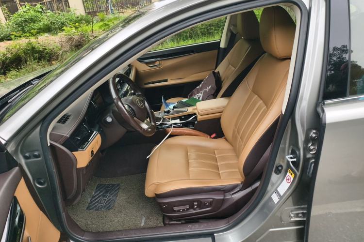 Used Lexus ES 2015 200 Elite Edition Left Front Seat