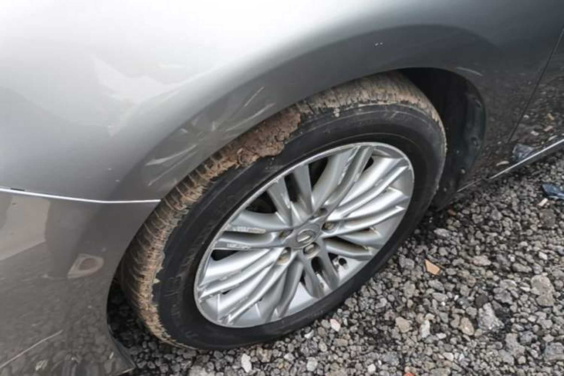Used Lexus ES 2015 200 Elite Edition Left Front Wheel Hub