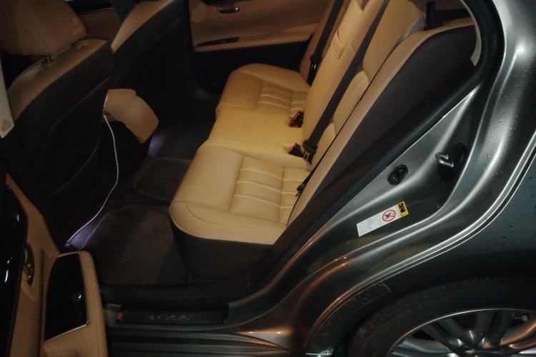Used Lexus ES 2015 200 Elite Edition Left Rear Seat