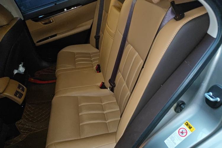 Used Lexus ES 2015 250 Elegant Edition Left Rear Seat