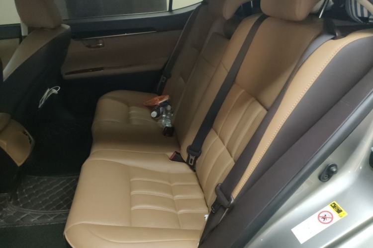 Used Lexus ES 2015 200 Elite Edition Left Rear Seat