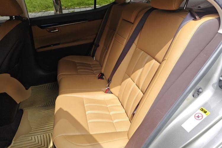 Used Lexus ES 2015 200 Elite Edition Left Rear Seat
