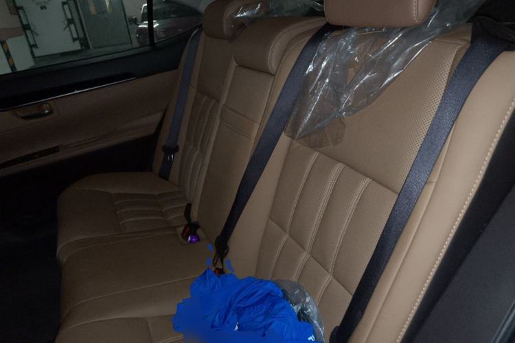 Used Lexus ES 2015 200 Elite Edition Left Rear Seat
