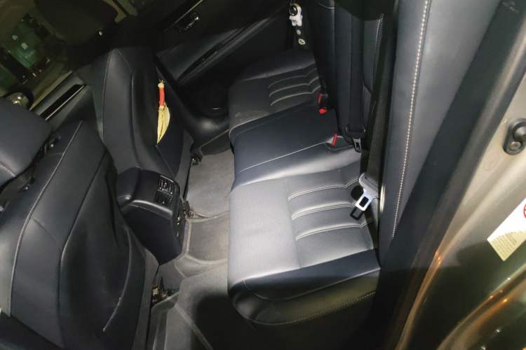 Used Lexus ES 2015 200 Comfort Edition Left Rear Seat