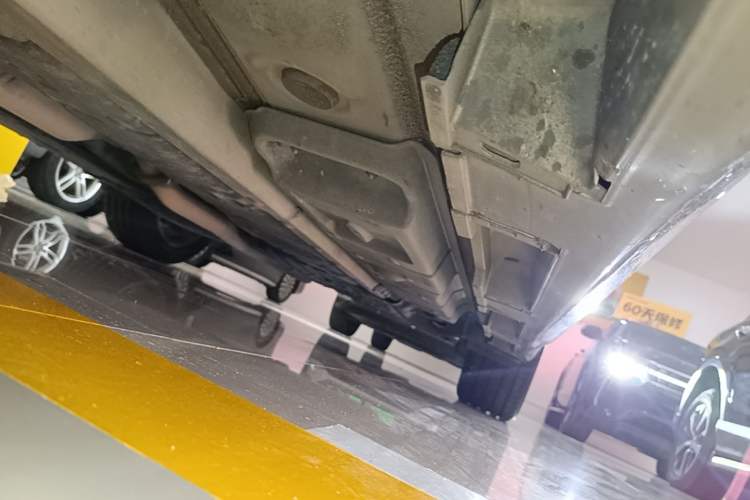 Used Lexus ES 2015 200 Elite Edition Left Side Sill