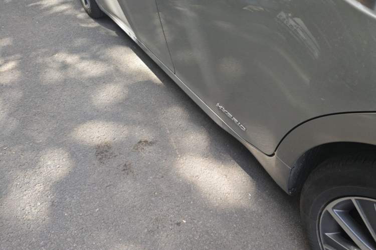 Used Lexus ES 2015 300h Luxury Edition Left Side Sill