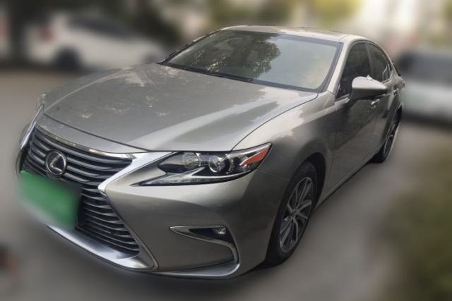 Used Lexus ES 2015 300h Comfort Edition