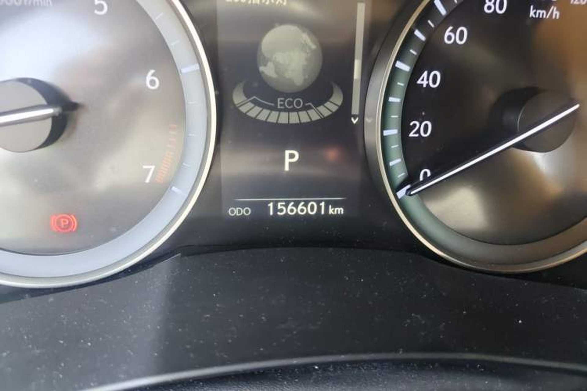 Used Lexus ES 2015 200 Elite Edition Odometer Close Up