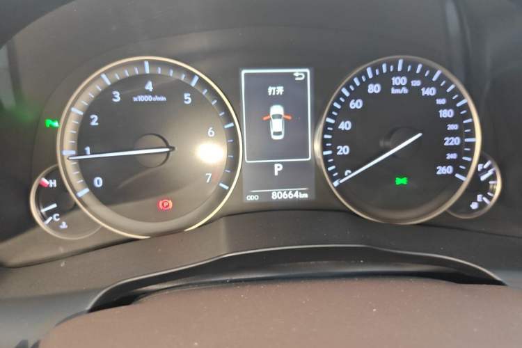 Used Lexus ES 2015 200 Elite Edition Odometer Close Up