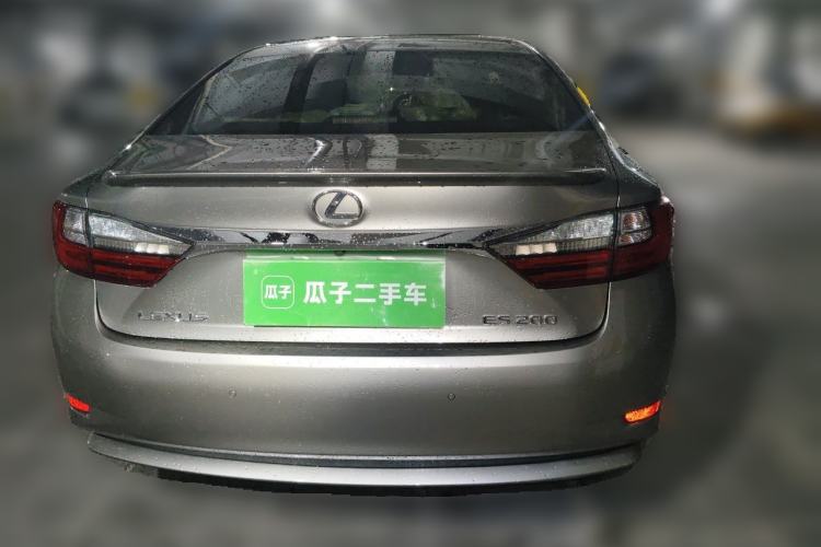 Used Lexus ES 2015 200 Comfort Edition Rear