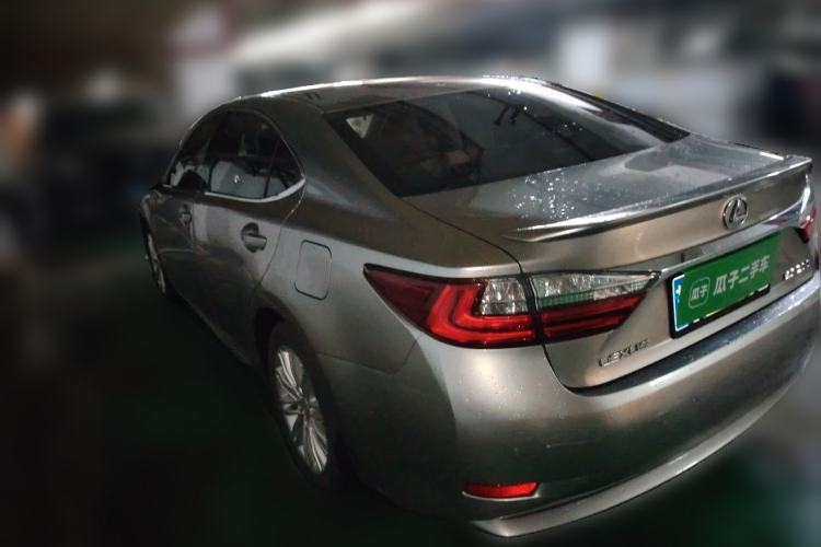 Used Lexus ES 2015 200 Elite Edition Rear Left 45 Deg