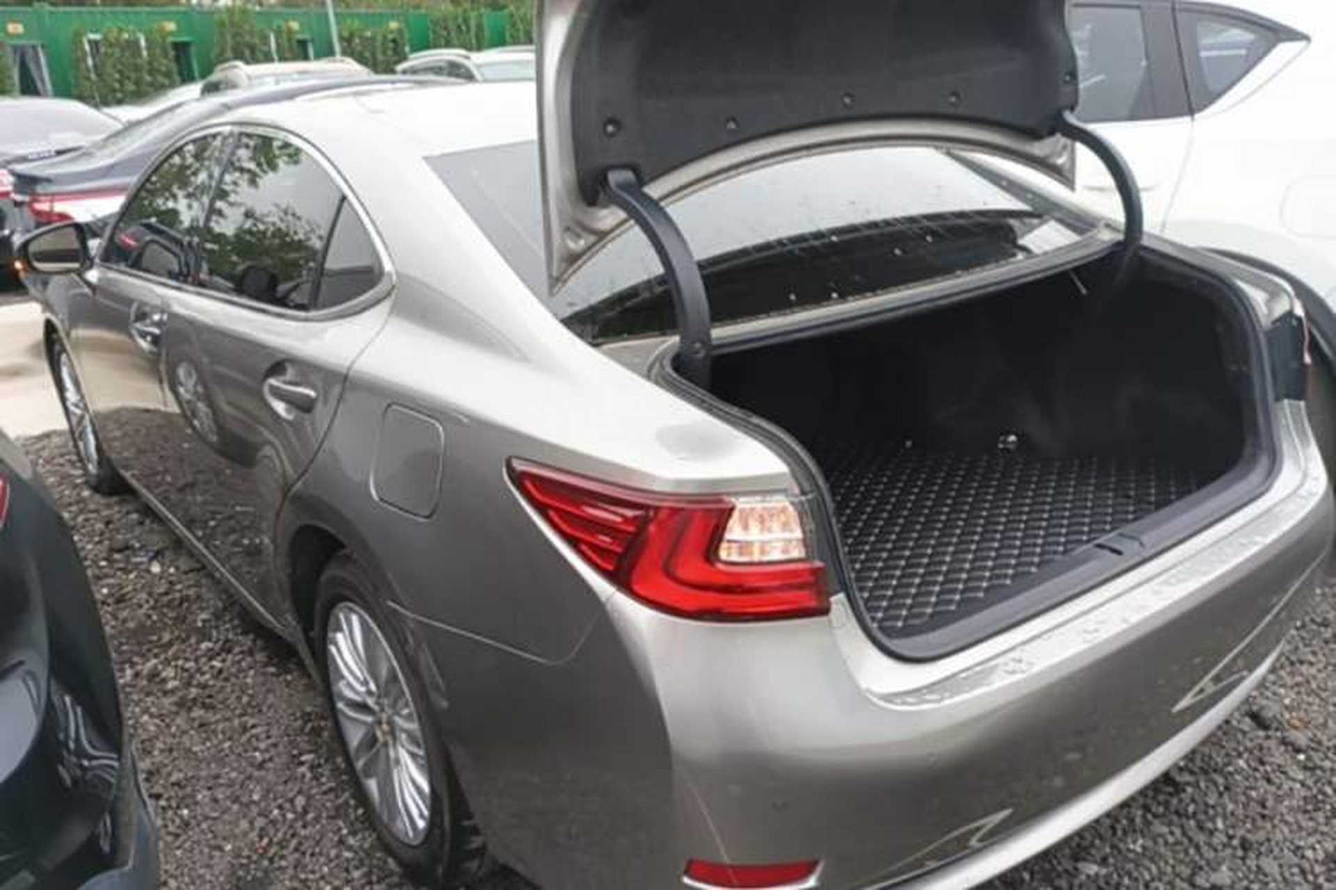 Used Lexus ES 2015 200 Elite Edition Rear Left 45 Deg