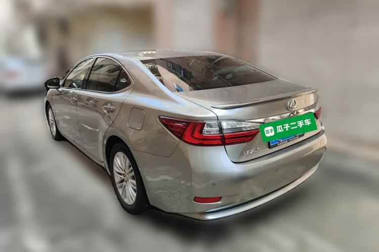 Used Lexus ES 2015 200 Elite Edition Rear Left 45 Deg