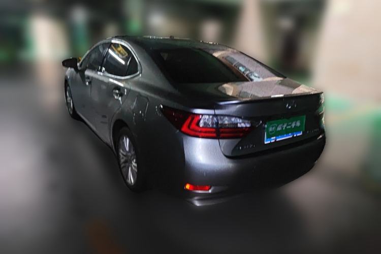 Used Lexus ES 2015 200 Elite Edition Rear Left 45 Deg