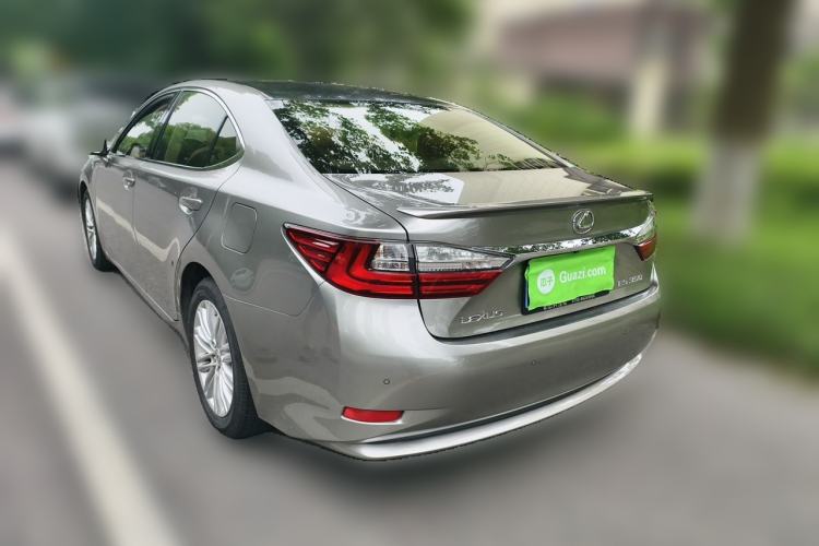 Used Lexus ES 2015 200 Elite Edition Rear Left 45 Deg