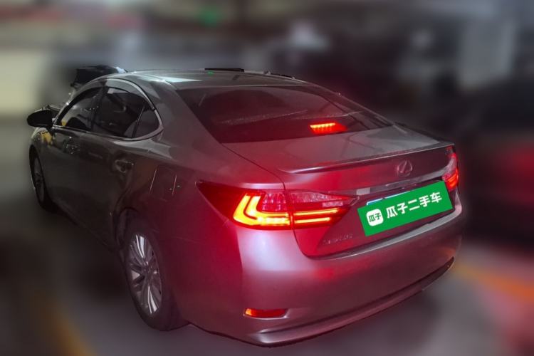 Used Lexus ES 2015 200 Elite Edition Rear Left 45 Deg
