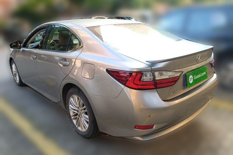 Used Lexus ES 2015 200 Elite Edition Rear Left 45 Deg