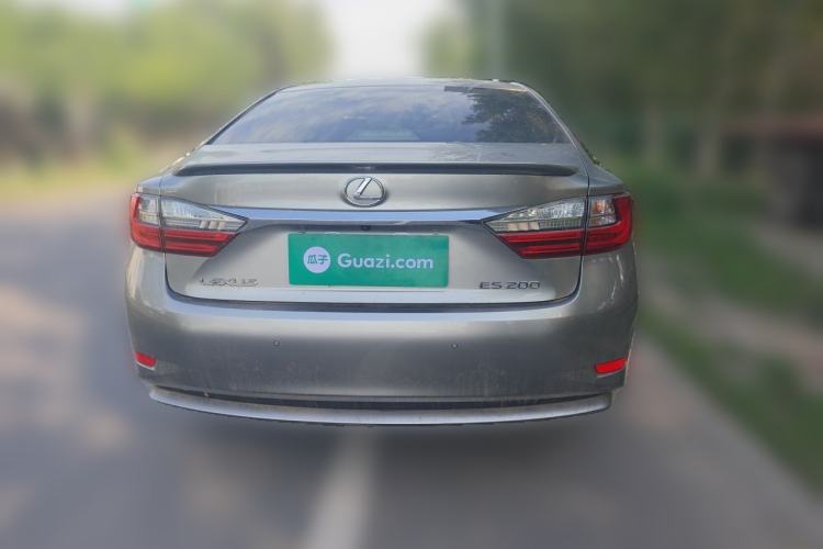 Used Lexus ES 2015 200 Elite Edition Rear