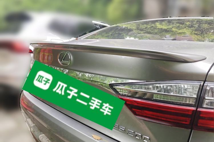 Used Lexus ES 2015 200 Comfort Edition Rear